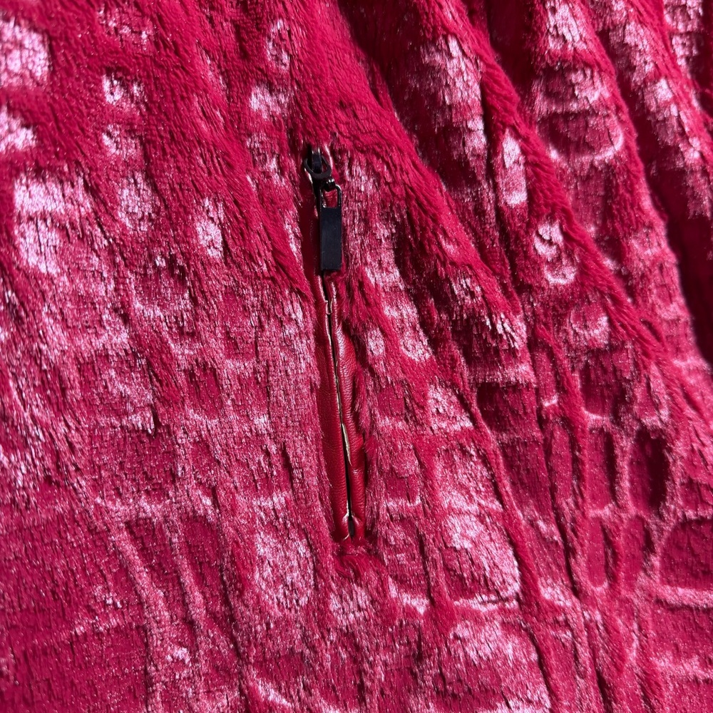 Adrienne Landau Red Faux‎ Fur Croc Embossed Zip Jacket Women’s 2X Plush Luxe - Picture 3 of 12